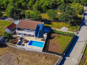 Family friendly house with a swimming pool Primorski Dolac, Trogir - 17285